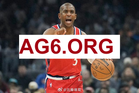 拓媒：我希望杨瀚森能拿30+20 对阵奇才他表现合格 应多给他时间